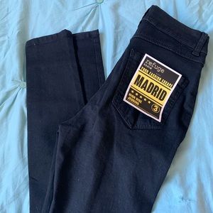 Refuge black distressed jeggings